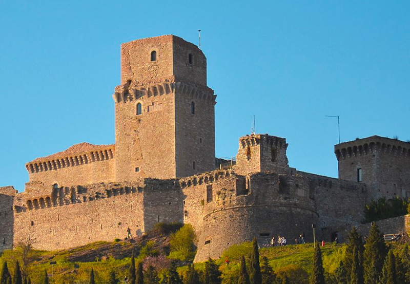 La Rocca Maggiore - La Pineta Appartamenti ad Assisi